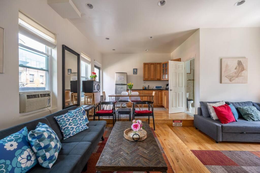 Pangsapuri East Village Townhouse